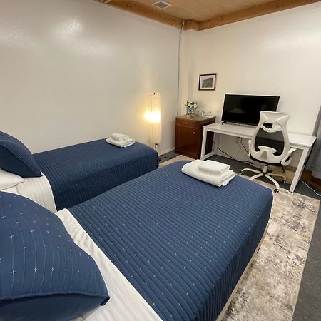 Doho Suites Honolulu Esterno foto