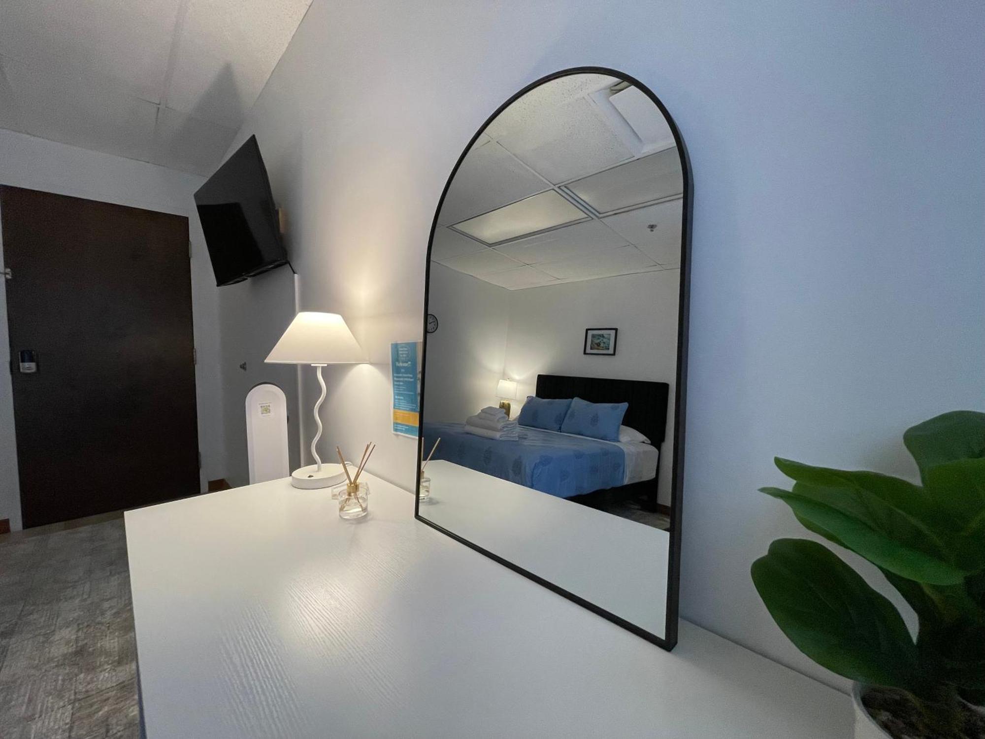 Doho Suites Honolulu Esterno foto